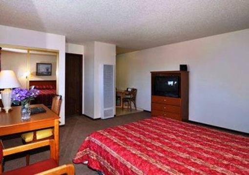 фото отеля Econo Lodge - Novato