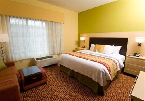 фото отеля TownePlace Suites Williamsport