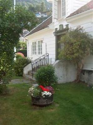 фото отеля Vangsgaarden Guesthouse Aurland