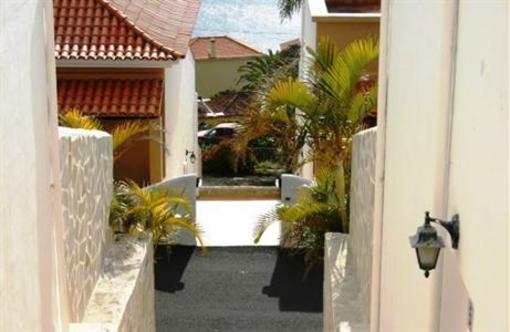 фото отеля Apartamentos Bungalows Finca Colon La Palma