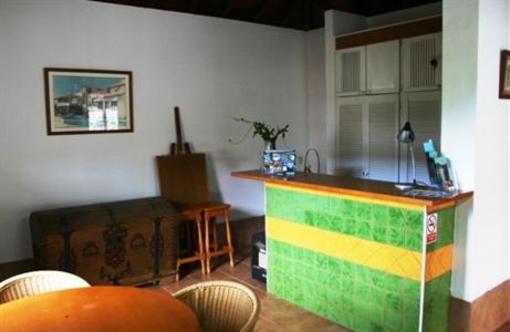 фото отеля Apartamentos Bungalows Finca Colon La Palma
