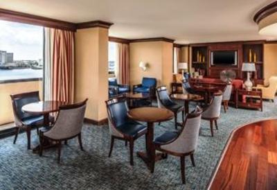 фото отеля Sheraton Norfolk Waterside Hotel