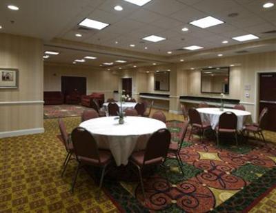 фото отеля Hilton Garden Inn - Macon/Mercer University