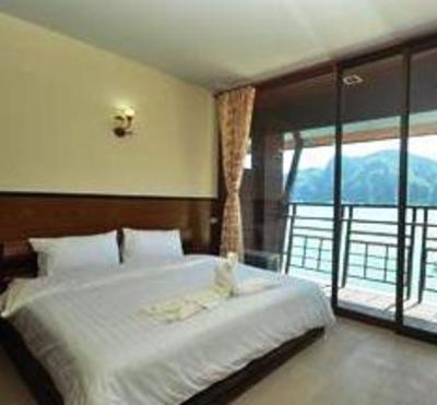 фото отеля Phi Phi Four Season Sea View Hotel