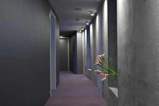 фото отеля Vander Urbani Resort