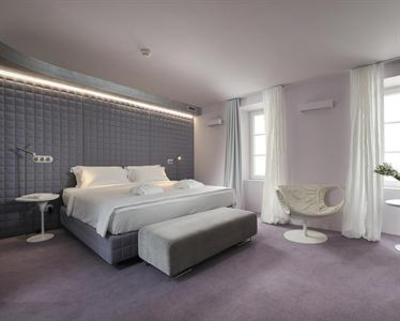 фото отеля Vander Urbani Resort