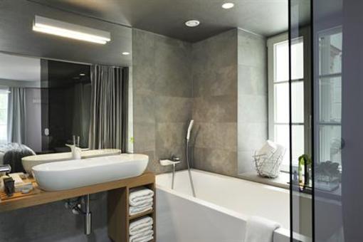 фото отеля Vander Urbani Resort