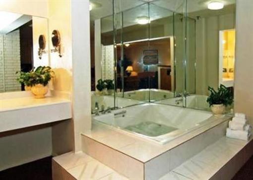 фото отеля Econo Lodge College Station