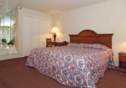 фото отеля Econo Lodge College Station