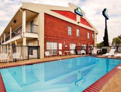 фото отеля Days Inn Terrell