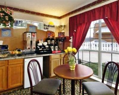 фото отеля Days Inn Terrell