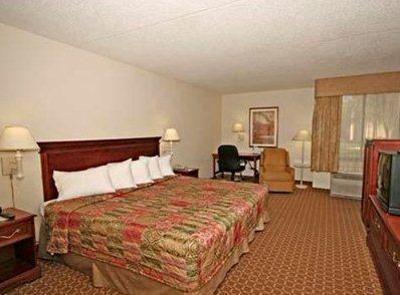 фото отеля Quality Inn Burlington (North Carolina)