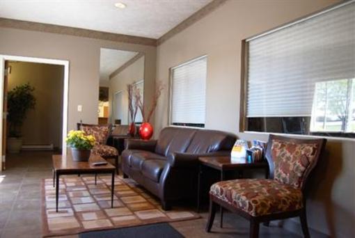 фото отеля Days Inn and Suites Omaha