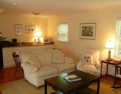 фото отеля Ashley Inn Edgartown