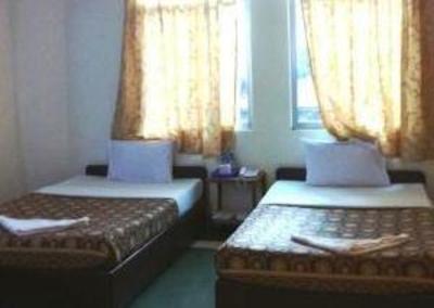 фото отеля Golden World Guesthouse