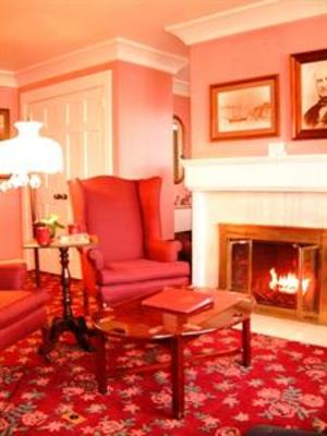 фото отеля Mendocino Hotel and Garden Suites