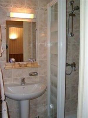 фото отеля Hotel Le Chatelet Saint-Paul-de-Fenouillet