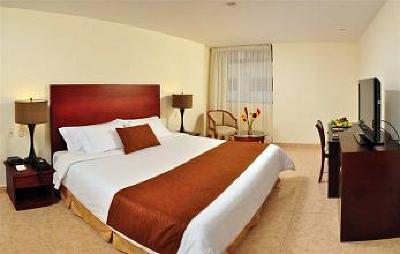 фото отеля Hotel Puerta Del Sol Barranquilla