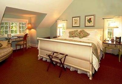 фото отеля York Harbor Inn