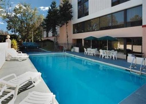 фото отеля Quality Inn And Suites Tallahassee