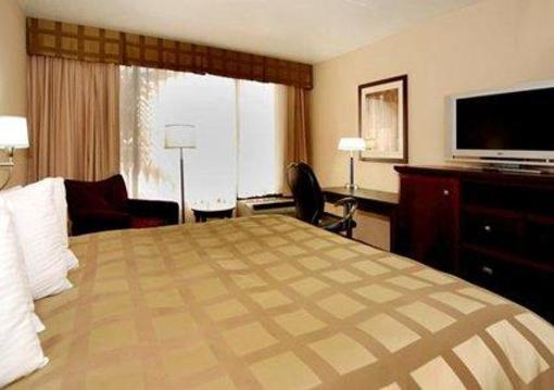фото отеля Quality Inn And Suites Tallahassee