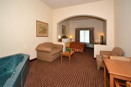 фото отеля BEST WESTERN Casa Villa Suites