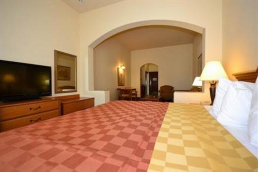 фото отеля BEST WESTERN Casa Villa Suites