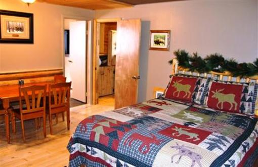 фото отеля Moose Creek Inn West Yellowstone