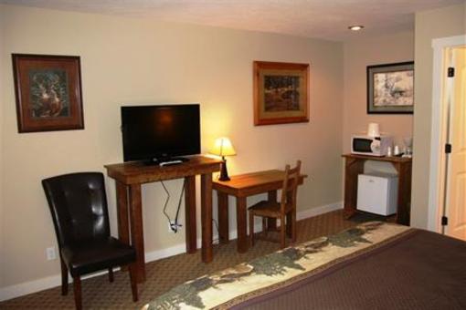 фото отеля Moose Creek Inn West Yellowstone