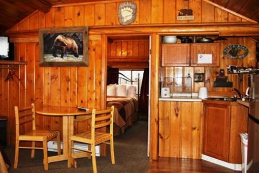 фото отеля Moose Creek Inn West Yellowstone