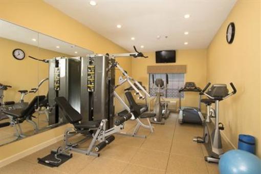 фото отеля Best Western Plus Lake Lanier Gainesville Hotel & Suites