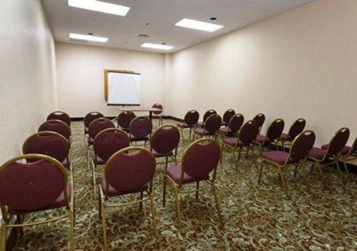 фото отеля Clarion Hotel and Conference Center Greeley