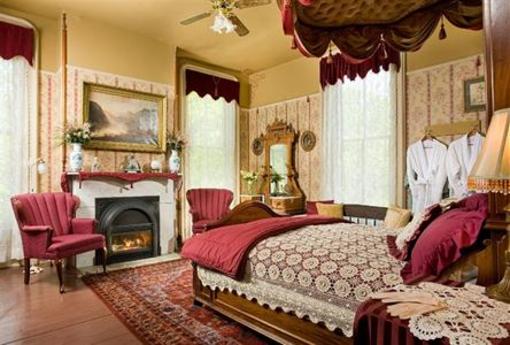 фото отеля Garth Woodside Mansion Estate