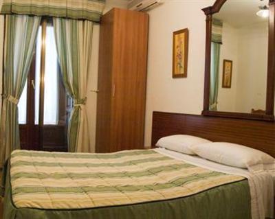 фото отеля Hostal Aliste