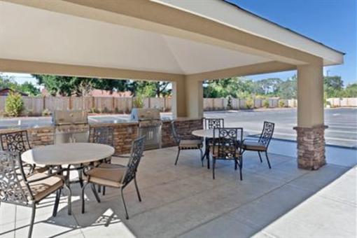 фото отеля Candlewood Suites Lakewood