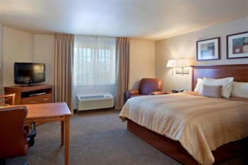 фото отеля Candlewood Suites Lakewood