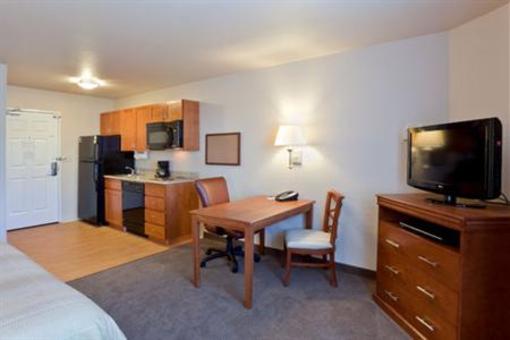 фото отеля Candlewood Suites Lakewood