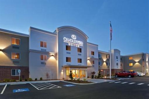 фото отеля Candlewood Suites Lakewood