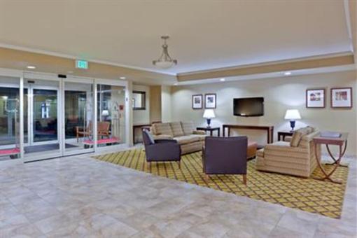 фото отеля Candlewood Suites Lakewood