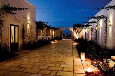 фото отеля Masseria Torre Maizza