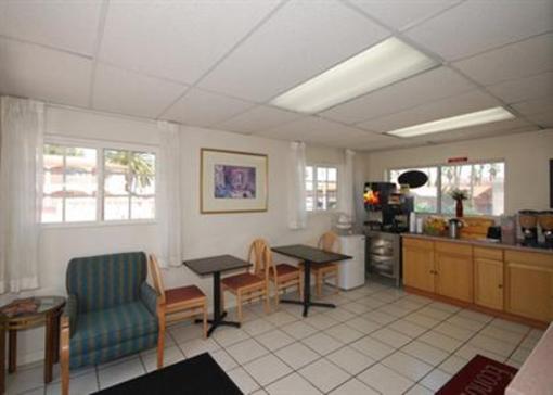 фото отеля Econo Lodge Barstow