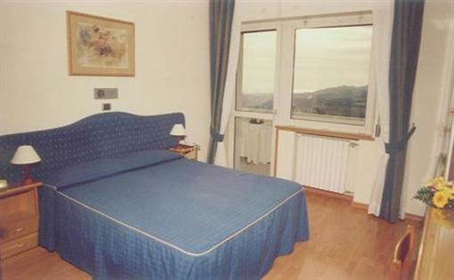 фото отеля Hotel Splendid Naples