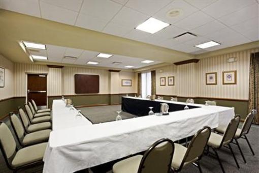 фото отеля Holiday Inn Express Hotel & Suites South Portland