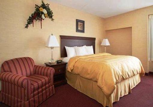фото отеля Comfort Suites Lake George