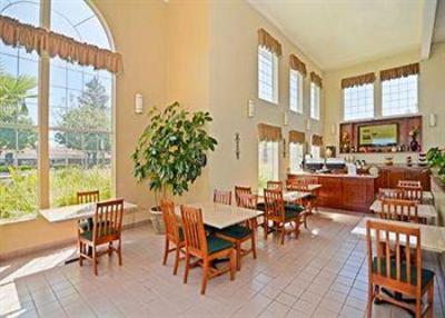 фото отеля Quality Inn & Suites Sacramento