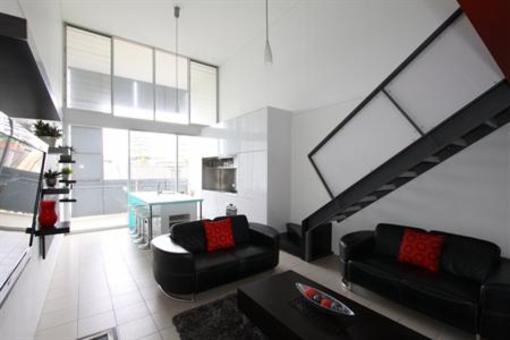 фото отеля Miro Apartments Brisbane