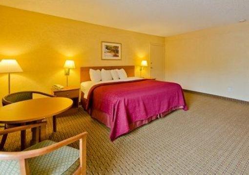 фото отеля Quality Inn Tampa
