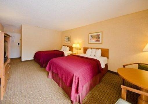 фото отеля Quality Inn Tampa