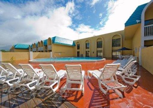 фото отеля Quality Inn Tampa
