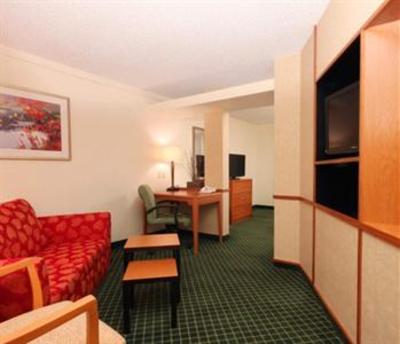 фото отеля Fairfield Inn Dallas Market Center